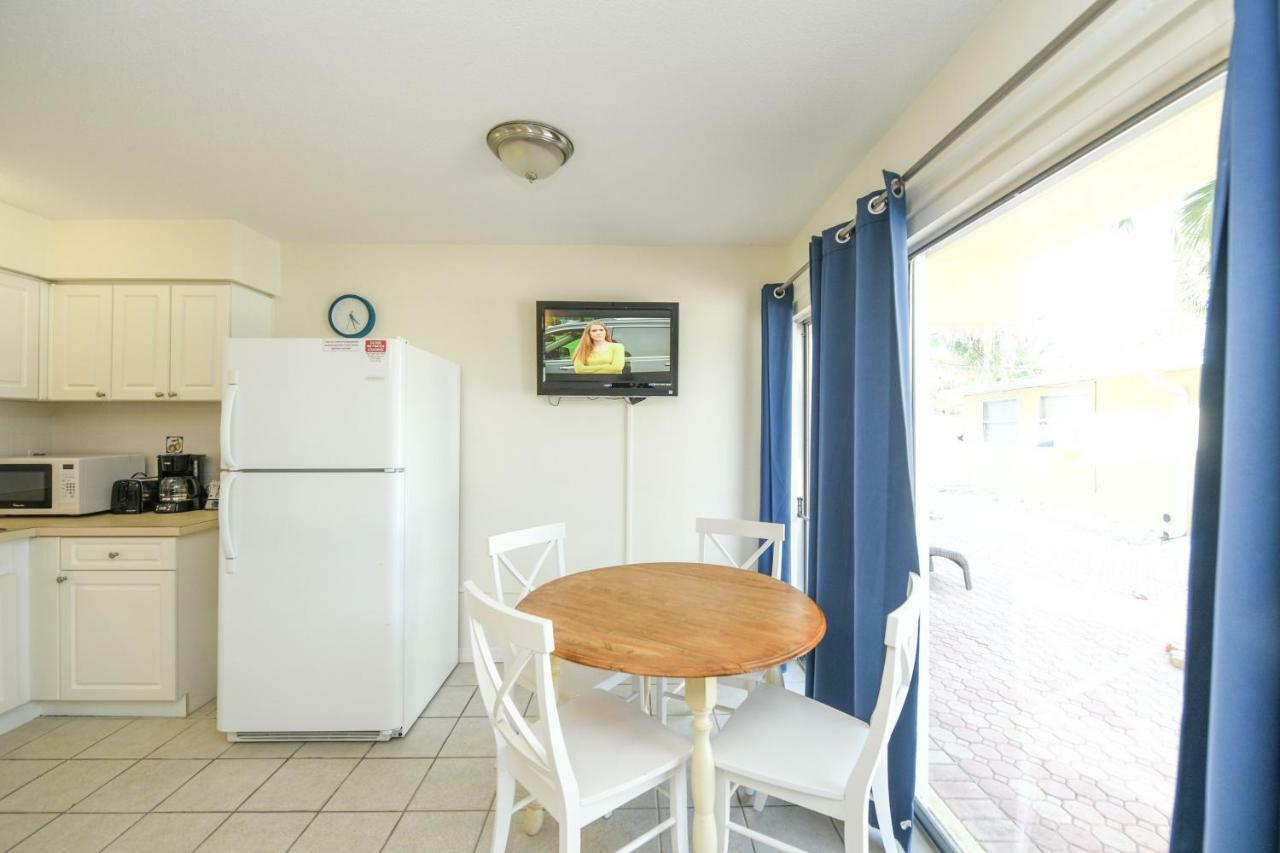 Minorga On The Key By Beachside Management Siesta Key Exteriör bild