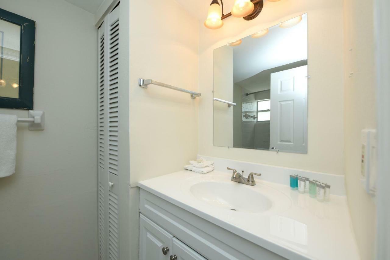 Minorga On The Key By Beachside Management Siesta Key Exteriör bild